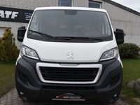 gebraucht Peugeot Boxer Kombi 330 L1H1 Allure Blue-HDi 140