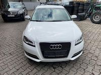 Gebraucht Audi A3 Attraction 105 PS (77 kW) 2013 Weiß Limousine