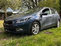 Second-hand Kia Ceed 99 CP (72 kW) 2014 Albastru Hatchback