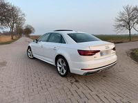 Gebraucht Audi A4 Comfort 150 PS (110 kW) 2019 Weiß Limousine