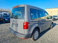 Second-hand VW Caddy 102 CP (75 kW) 2017 Gri Monovolum