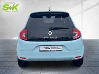 Gebraucht Renault Twingo Techno 60 kW (82 PS) 2023 Pastellblau (blau) Kleinwagen