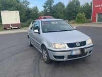 Gebraucht VW Polo 60 PS (44 kW) 2001 Silber Kleinwagen