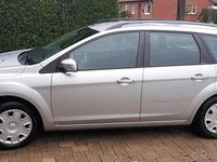 Gebraucht Ford Focus 109 PS (80 kW) 2011 Silber Kombi