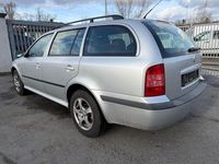 Gebraucht Skoda Octavia Tour 102 PS (75 kW) 2007 Silber Kombi