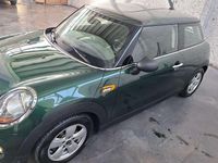 Gebraucht Mini ONE 102 PS (75 kW) 2015 British racing green ii Kleinwagen