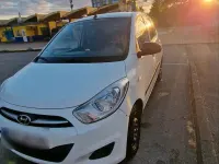 Gebraucht Hyundai i10 69 PS (50 kW) 2012 Weiß Kleinwagen