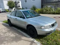 Gebraucht Audi A4 125 PS (91 kW) 1996 Silber Limousine