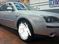 Gebraucht Ford Mondeo 146 PS (107 kW) 2002 Silber Limousine