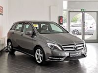 gebraucht Mercedes B180 7G-DCT*1.Hand*Navi*Bi-Xenon*Leder*SHZ*LED