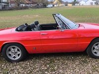 Gebraucht Alfa Romeo Spider 103 PS (75 kW) 1976 Rot Cabrio