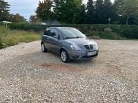 Gebraucht Lancia Ypsilon 60 PS (44 kW) 2010 Grau Kleinwagen