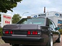 Gebraucht Mercedes 190 122 PS (89 kW) 1990 Limousine
