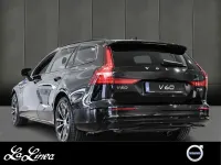 Neu Volvo V60 Plus 455 PS (334 kW) 2026 Schwarz Kombi