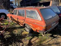 Gebraucht Mercedes 300 88 PS (64 kW) 1982 Rot Kombi