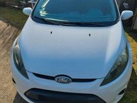 Gebraucht Ford Fiesta 60 PS (44 kW) 2008 Weiß Kleinwagen