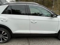 gebraucht VW T-Roc 1.5 TSI ACT DSG Sport Navi AHK