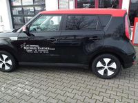 Gebraucht Kia Soul EV 80 kW (110 PS) 2016 (abr) cassisschwarz (dach:rot) SUV