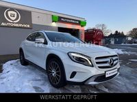 Gebraucht Mercedes GLA180 122 PS (89 kW) 2016 Weiß SUV