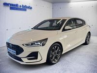 Gebraucht Ford Focus ST-Line X 125 PS (91 kW) 2024 Frost weiß Limousine