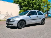 Używany Opel Corsa 75 KM (55 kW) 2002 Srebrny Hatchback