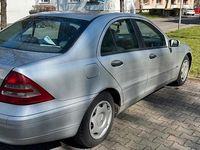 Gebraucht Mercedes C220 149 PS (109 kW) 2002 Silber Limousine