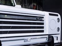 Gebraucht Land Rover Defender 400 PS (294 kW) 1987 White metallic SUV