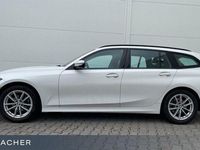 Gebraucht BMW 318 Comfort Edition 156 PS (114 kW) 2025 Weiß Limousine