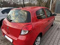 Gebraucht Renault Clio IV 75 PS (55 kW) 2012 Limousine