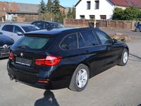 Gebraucht BMW 318 Advantage 150 PS (110 kW) 2015 Schwarz Kombi