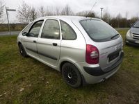 Gebraucht Citroën Xsara Picasso 116 PS (85 kW) 2005 Silber Van / Kleinbus