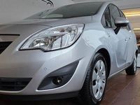 Gebraucht Opel Meriva 120 PS (88 kW) 2012 Silber Van / Kleinbus