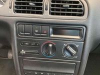 Gebraucht Peugeot 406 Coupe Premium 132 PS (97 kW) 1998 Tahlium silber Coupé