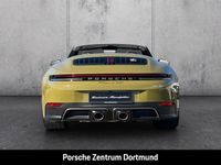 Neu Porsche 992 541 PS (397 kW) 2026 Gruen Cabrio