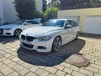 Gebraucht BMW 330 Sport Line 258 PS (189 kW) 2014 Weiß Kombi