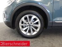 Gebraucht VW T-Roc Pro 150 PS (110 kW) 2022 Blau SUV