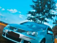 Gebraucht VW Golf V 86 PS (63 kW) 2005 Silber Kleinwagen