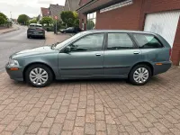 Gebraucht Volvo V40 122 PS (89 kW) 2002 Blau Kombi