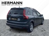 Gebraucht Dacia Jogger Expression 110 PS (80 kW) 2023 Kometengrau (grau) Van / Kleinbus