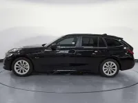 Gebraucht BMW 330e Advantage 292 PS (214 kW) 2022 Schwarz Kombi