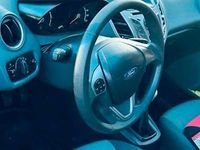 Gebraucht Ford Fiesta 60 PS (44 kW) 2009 Rot Kleinwagen