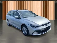 Gebraucht VW Golf VIII Life 150 PS (110 kW) 2024 Silber Kombi