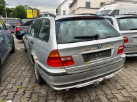 Gebraucht BMW 320 136 PS (100 kW) 2000 Silber Kombi