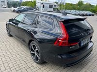 Gebraucht Volvo V60 Plus 197 PS (144 kW) 2024 Schwarz Kombi
