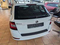 Gebraucht Skoda Fabia Ambition 110 PS (80 kW) 2019 Candyweiss Kombi