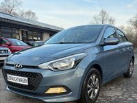 Gebraucht Hyundai i20 GO! 75 PS (55 kW) 2017 Aqua sparkling / met Kleinwagen