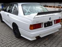 Gebraucht BMW M3 530 PS (389 kW) 1989 Weiß Coupé