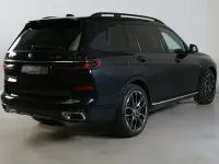 Gebraucht BMW X7 M Sport 352 PS (258 kW) 2025 Schwarz SUV