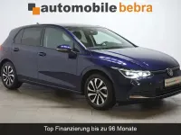 Używany VW Golf VIII Active 150 KM (110 kW) 2022 Niebieski Sedan/Limuzyna
