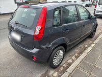 Gebraucht Ford Fiesta 69 PS (50 kW) 2008 Grau Kleinwagen